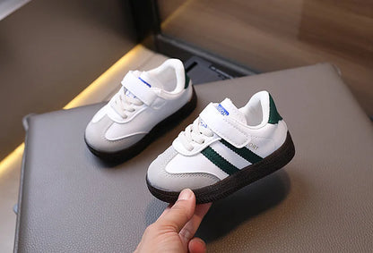 Toddler & Kids White Sneakers — Fashionable Non-Slip Walking Shoes for Boys & Girls, Breathable Outdoor Sport Casual Shoes