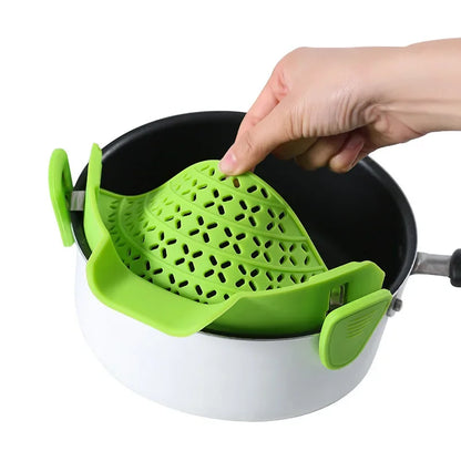 Universal Silicone Clip-on Pot Strainer – Your Anti-Spill Solution for Easy Pasta, Rice, and Fruit Straining in the Kitchen!