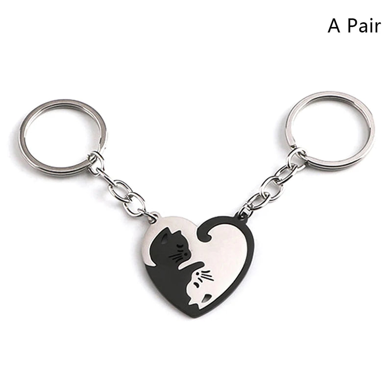 Cute Hug Cat Keychain - Heart Patchwork Round Keyring for Couples, Bags, Cars and Gifts
