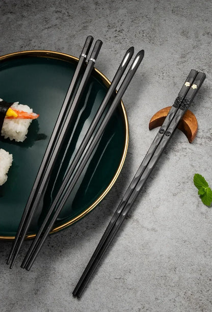 5 Pairs Japanese Reusable Chopsticks – Black Sushi Sticks for Food, Noodles, Alloy Chinese & Korean Kitchen Tableware