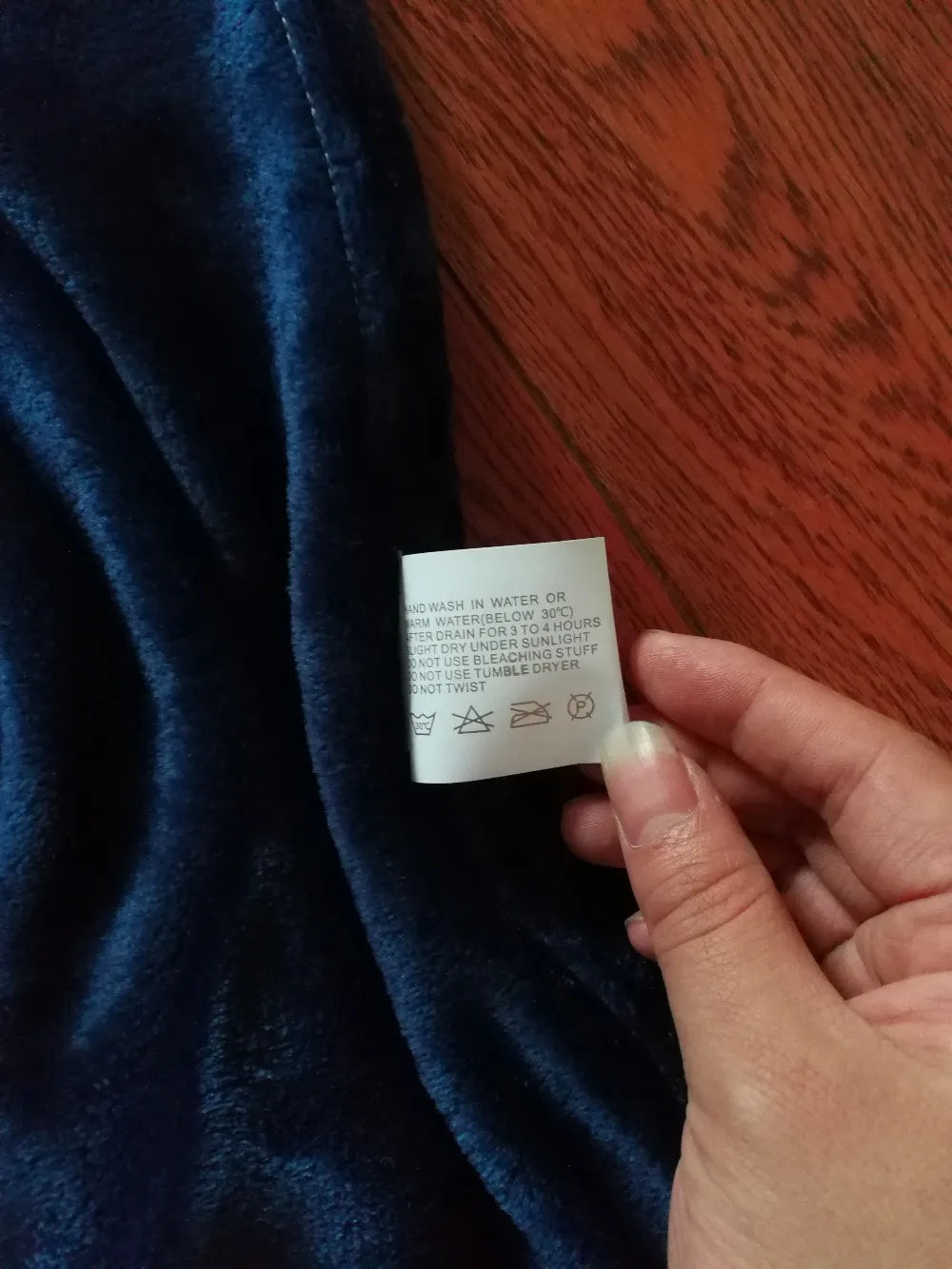 Winter Flannel Blanket – 230GSM Soft Solid Blue Coral Fleece Bedspread, Thin Warm Sofa Cover, Faux Fur Plaid Throw