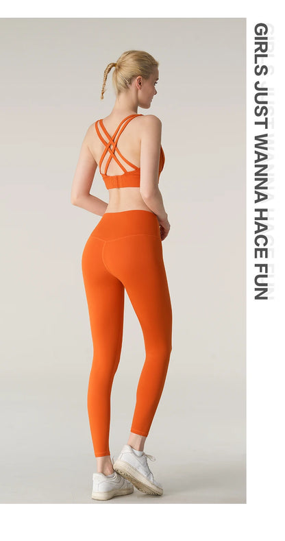 2-Piece Women’s Yoga Tracksuit – Athletic Pilates Fitness Set with Push-Up Sports Bra & Leggings for Gym Workouts