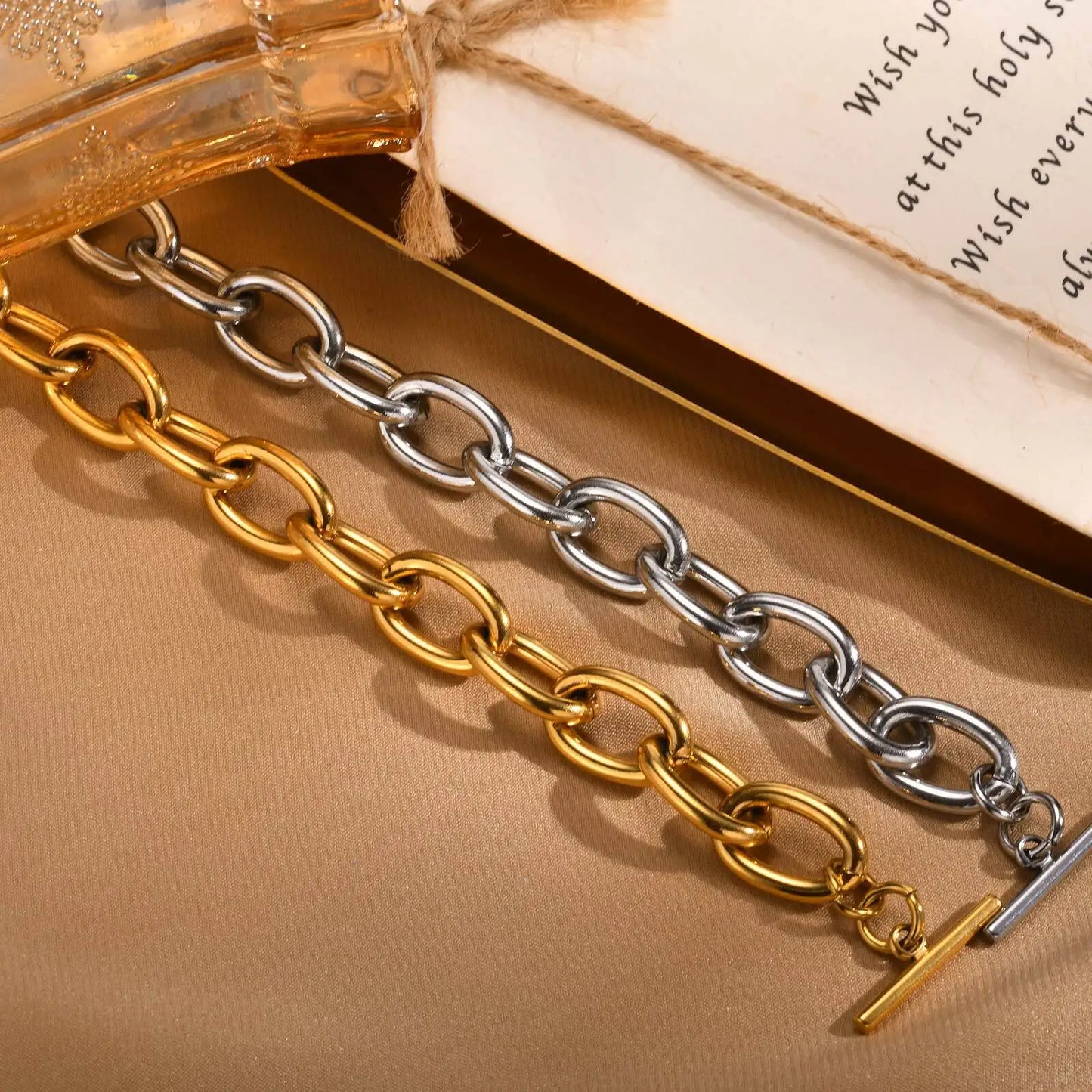 Women’s Chunky Gold Toggle Chain Bracelet – Stainless Steel OT Buckle Link Bracelet, Tarnish-Free Bold Fashion Jewelry