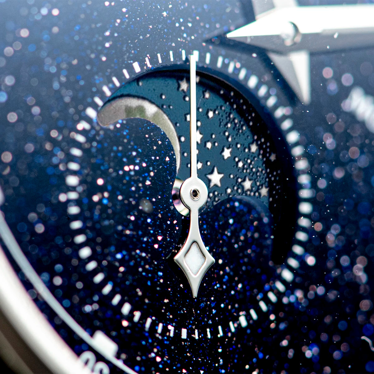 Sugess Origin ST2528 Mechanical Watch – Men's Luxury Moonphase Wristwatch with Real Blue Stone Dial & Stainless Steel Case