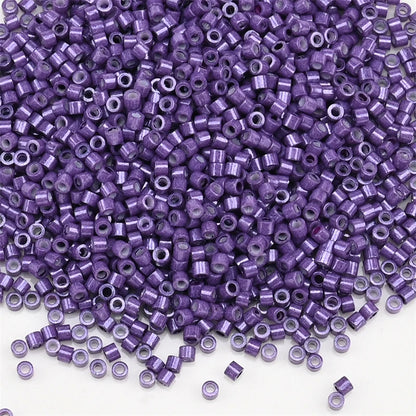 1000Pcs 1.6x1.3mm Japan Glass Seed Beads 11/0 – Cylindrical Loose Beads for DIY Statement Jewelry Making (5g Pack)