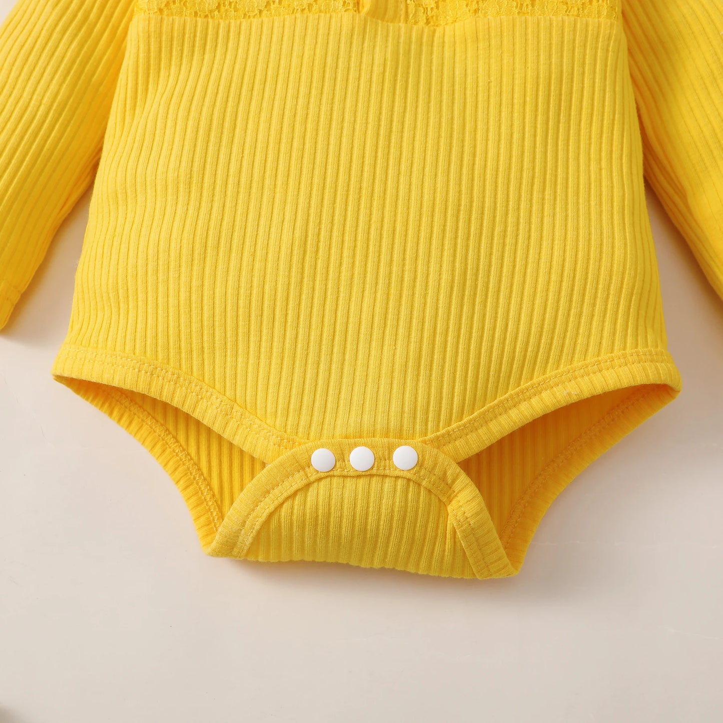 3-Piece Baby Girl Clothes Set – Long Sleeve Romper, Flower Pants & Headband, Spring & Autumn Outfit for 0-18 Months