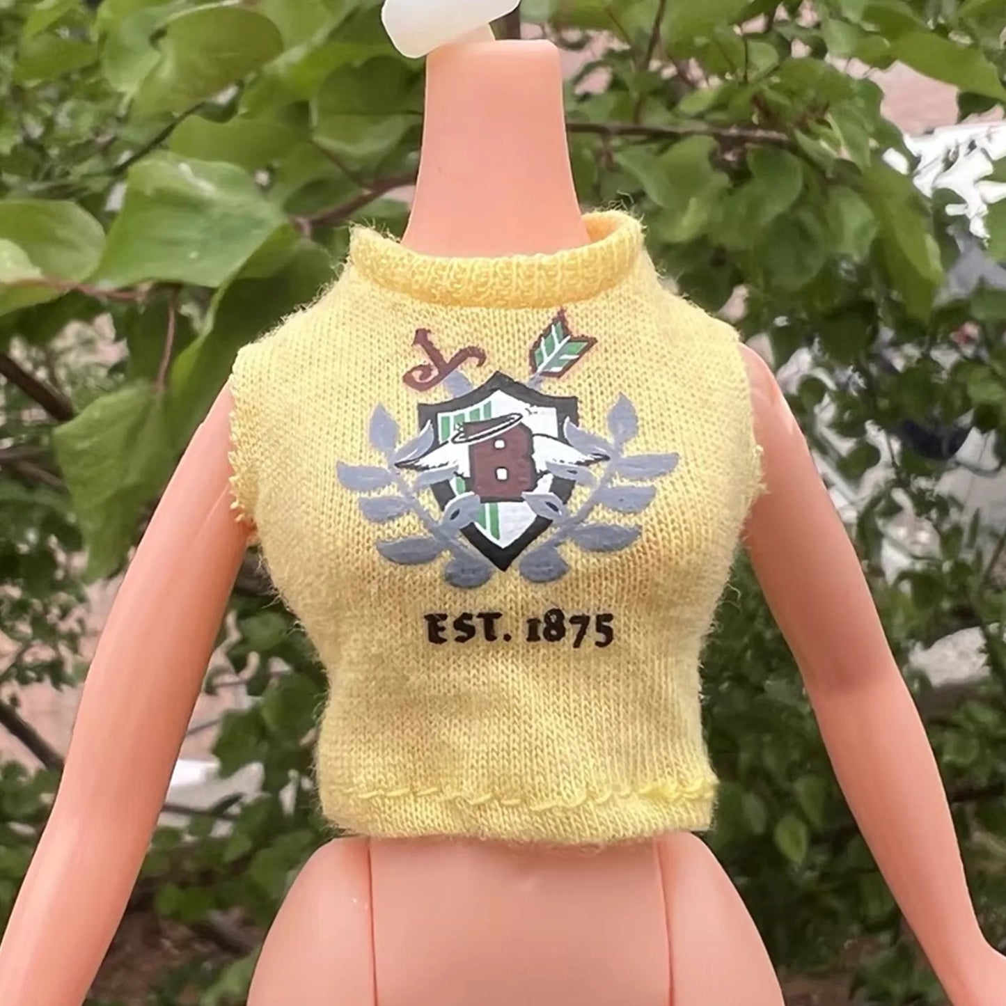 Bratz & Monster High Doll Clothes – Fashion Tops & Shirts for 30cm Dolls