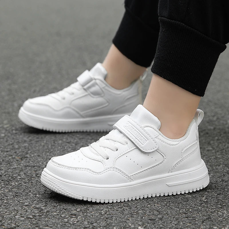 Children’s Black Leather Sneakers – Non-Slip Casual Flat Walking Shoes for Boys & Girls, Lightweight Student Sports Footwear