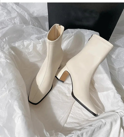 2024 New Vintage Brown Women's Ankle Boots – Fashionable Square Toe, Thick Heel Short Booties for Autumn & Winter