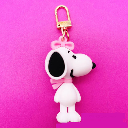 Snoopy Silicone Keychain – Cute Doll Key Charm for Car, Backpack & Gifts