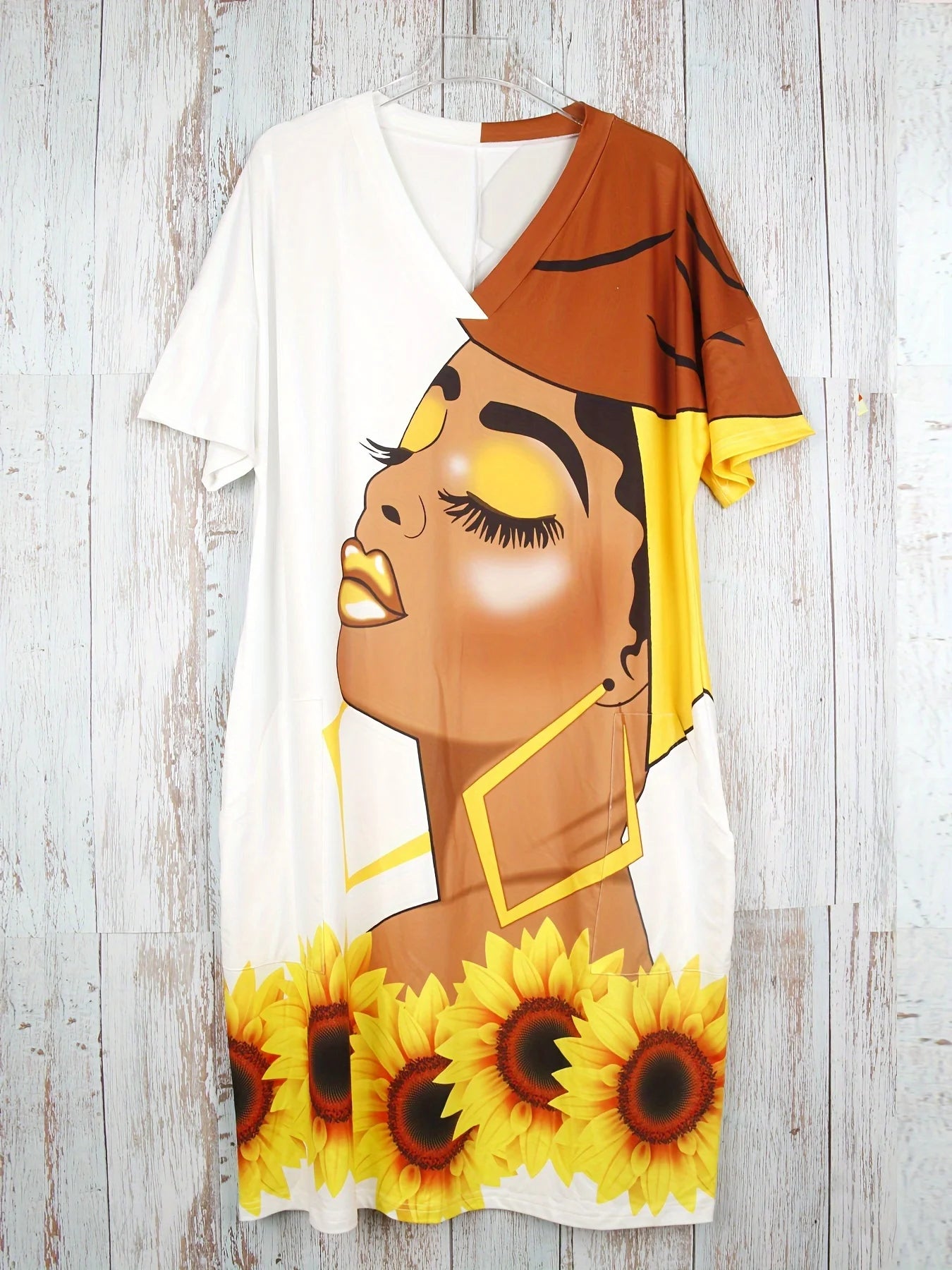 Plus Size Women’s Cartoon & Floral Print Dress – Casual V-Neck Short Sleeve Spring & Summer Outfit