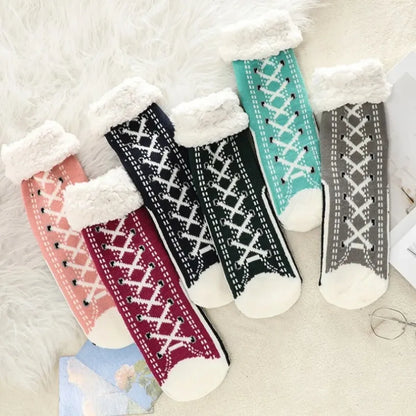 Women’s Winter Thermal Fluffy Socks – Soft Plush Non-Slip Floor Slippers with Short Fuzzy Grip and Zipper
