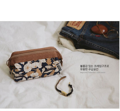Women’s Flamingo Makeup Bag – Large Travel Toiletry & Cosmetic Organizer Pouch
