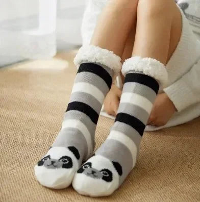 Fuzzy Plush Winter Socks - Warm Non-Slip Snowflake Slipper Socks for Women, Home & Sleeping