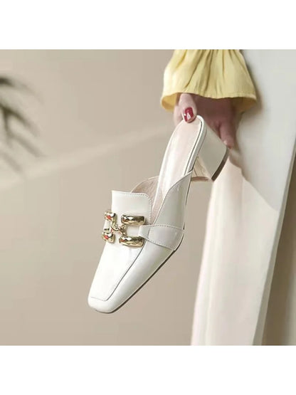 Fashion Women’s Half Slippers — Outdoor Med-Heeled Slides with Toe Chain Decoration, Luxury Square Heel Sandals 2023