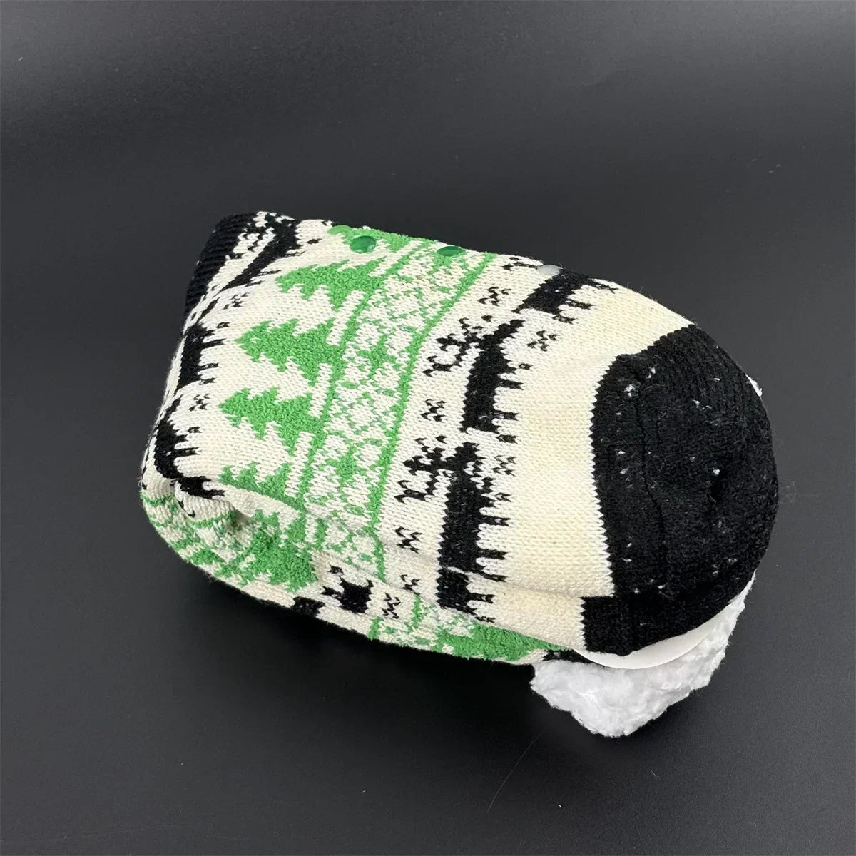 Fuzzy Plush Winter Socks - Warm Non-Slip Snowflake Slipper Socks for Women, Home & Sleeping