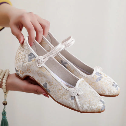 Women’s Embroidered Traditional Shoes - Vintage Chinese Hanfu Qipao Beijing Style Ethnic Dance Footwear