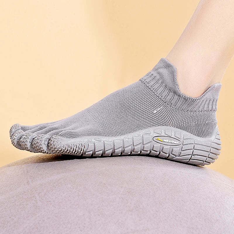 GallonShark Five Finger Shoes — Split Toe Soft-Soled Fitness Shoes for Men & Women, Pilates Yoga Sandals