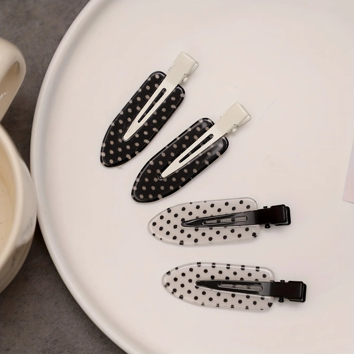 4-Piece Black & White Acrylic Hair Clips - Traceless Duckbill Clips for Styling Bangs and Hair