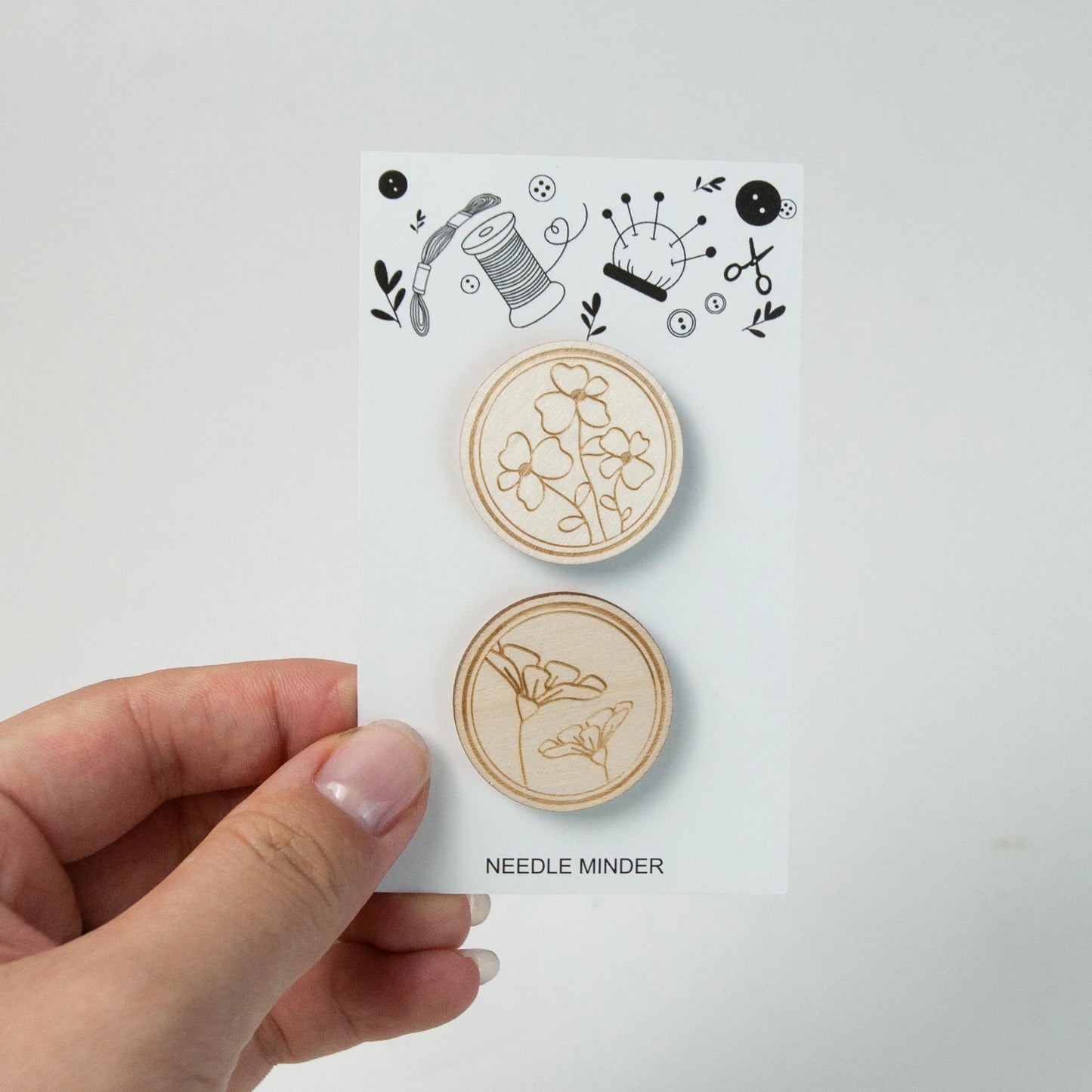 2PCS Round Magnetic Needle Minder Set Retro Embroidery Needle Holder Magnets