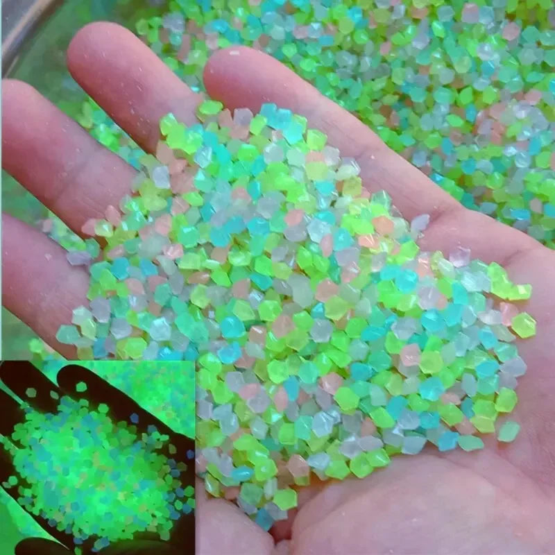 1000-Piece Glow-in-the-Dark Pebbles (3–5mm) – Luminous Sand Stones for Garden Paths, Lawn, Home Décor, and Aquariums