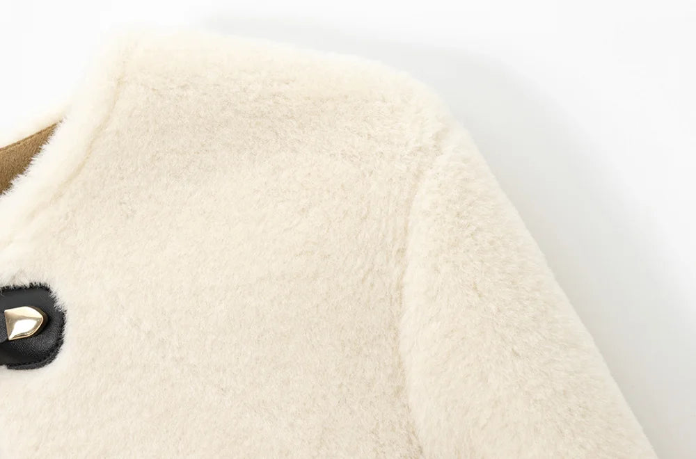 TRAF Women’s Thick Warm Faux Fur Jacket – Long Sleeve Coat with Front Toggle, Chic Fashion Outerwear