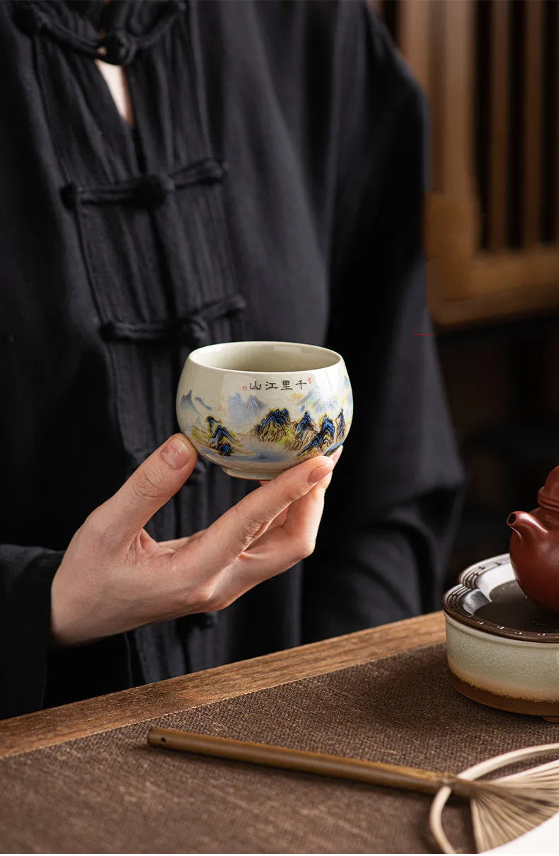 140ml Hand-Painted Ceramic Tea Cup – Exquisite Ice Crack Glaze Porcelain Master Cup for Tea Accessories (1pc)