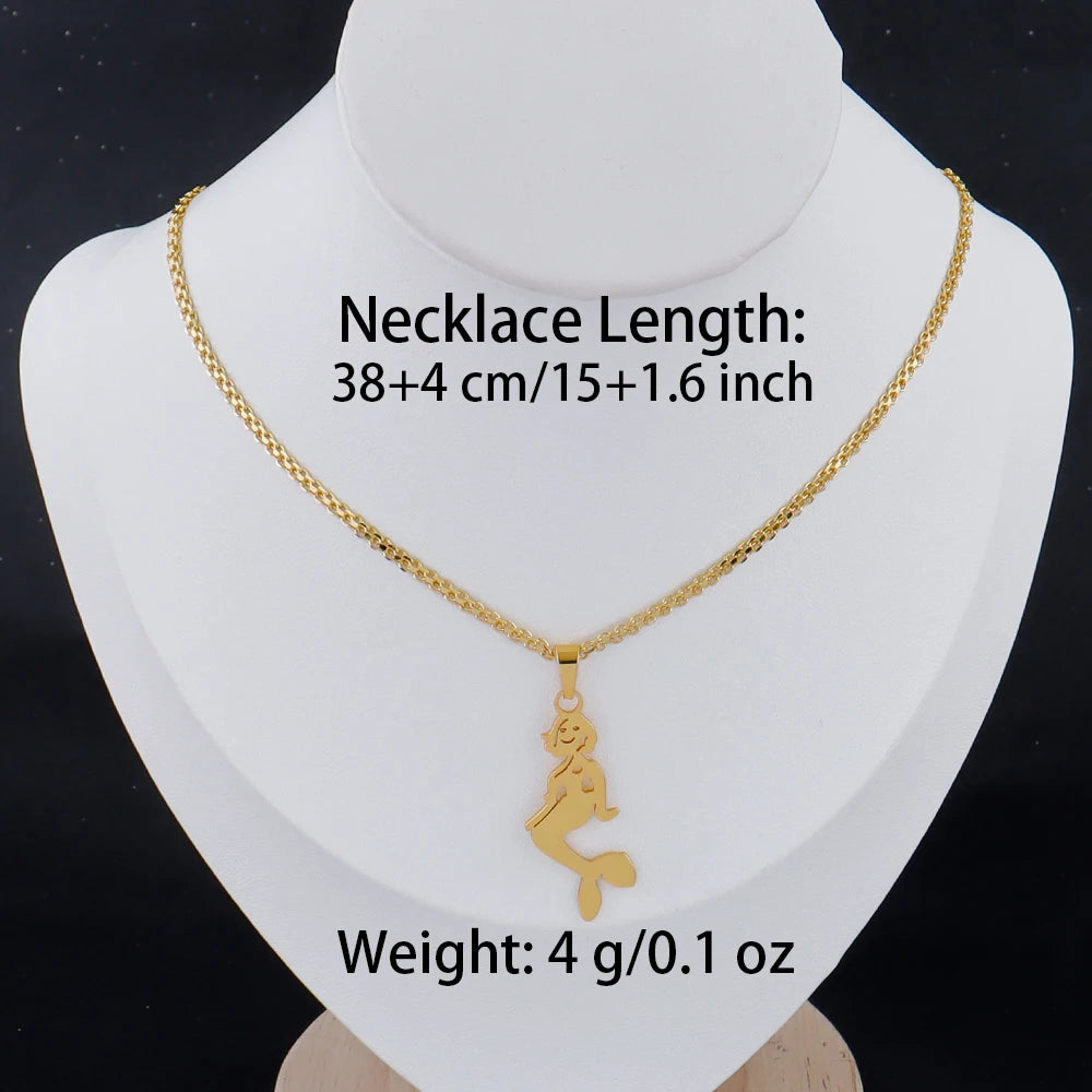 Luxury Gold Stainless Steel Letter Necklace – Minimalist Women’s Jewelry for Daily Wear & Gift
