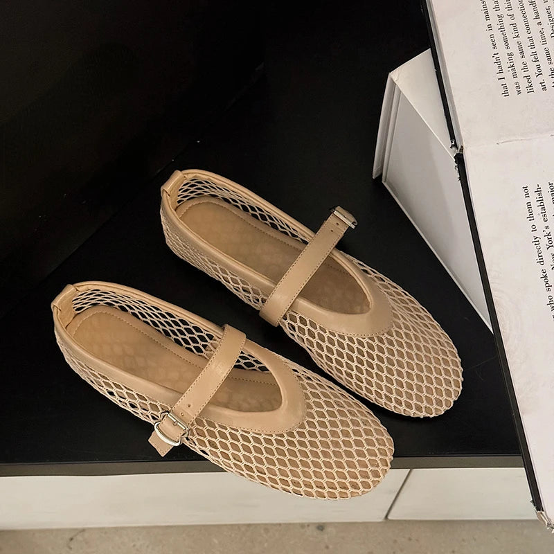 Summer Women’s Flats – Round Toe Cut-out Mary Jane Shoes with Straight Buckles, Casual Fishnet Single Shoes for Comfort
