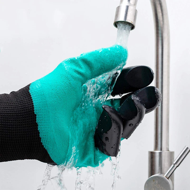 Breathable Waterproof Gardening Gloves with Claws - Earth-Digging, Planting, Sting-Resistant Protective Latex Gloves for Gardeners