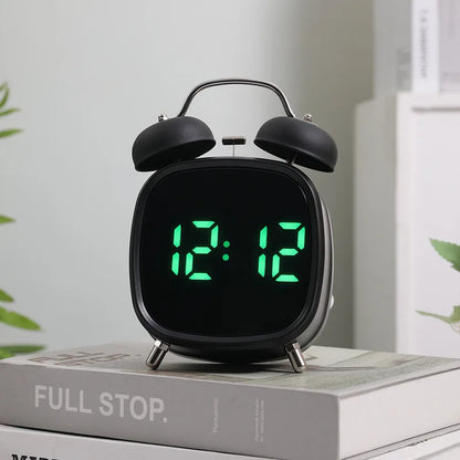 LED Digital Alarm Clock – Voice Control, Date & Temperature Display, Adjustable Brightness & Snooze, 12/24H Table Clock