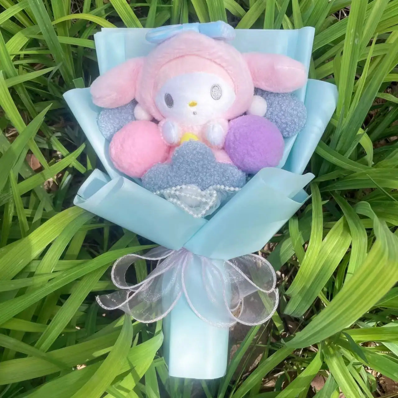 Sanrio Plush Bouquet — My Melody, Kuromi, Cinnamoroll & Hello Kitty Handmade Gift