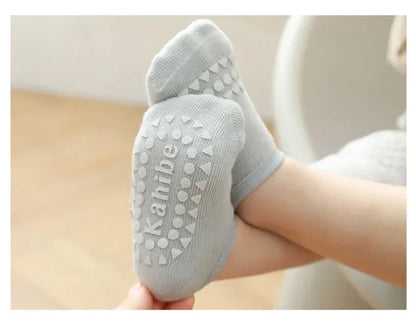 Baby Knee Pads Socks Set – Anti-Slip Crawling Safety Socks for Girls & Boys, Solid Color Leg Protector