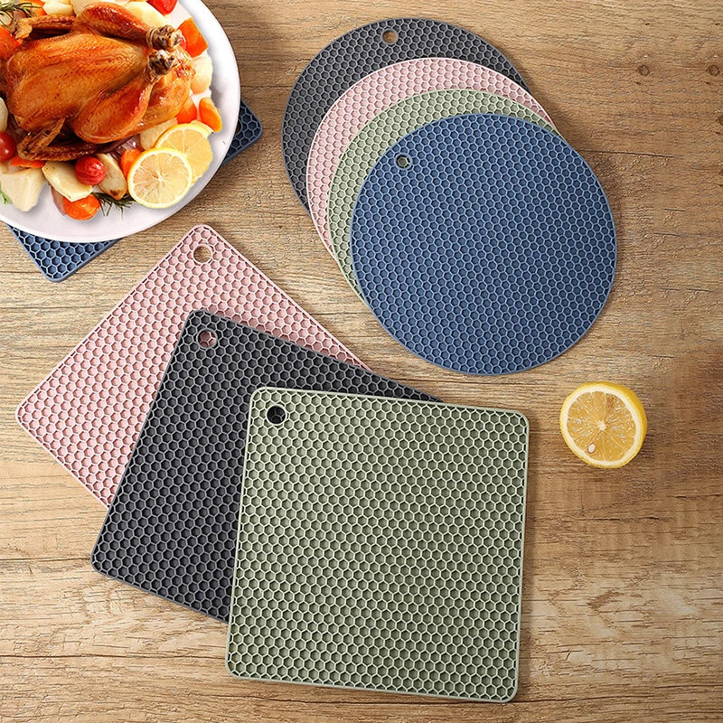 2/4 PCS Multifunction Heat Resistant Silicone Mats – Nonslip Drink Coasters, Pot Holders & Kitchen Placemats