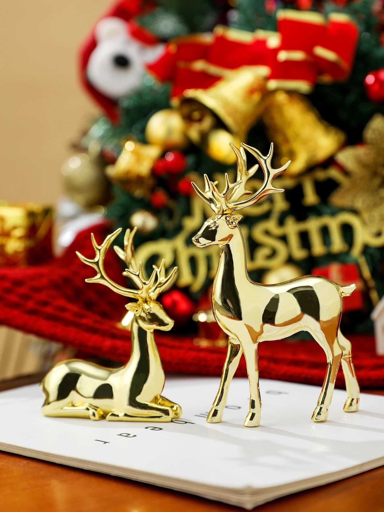 2-Piece Reindeer Christmas Table Decor – Small Rustic Indoor Xmas Holiday Statues for Home