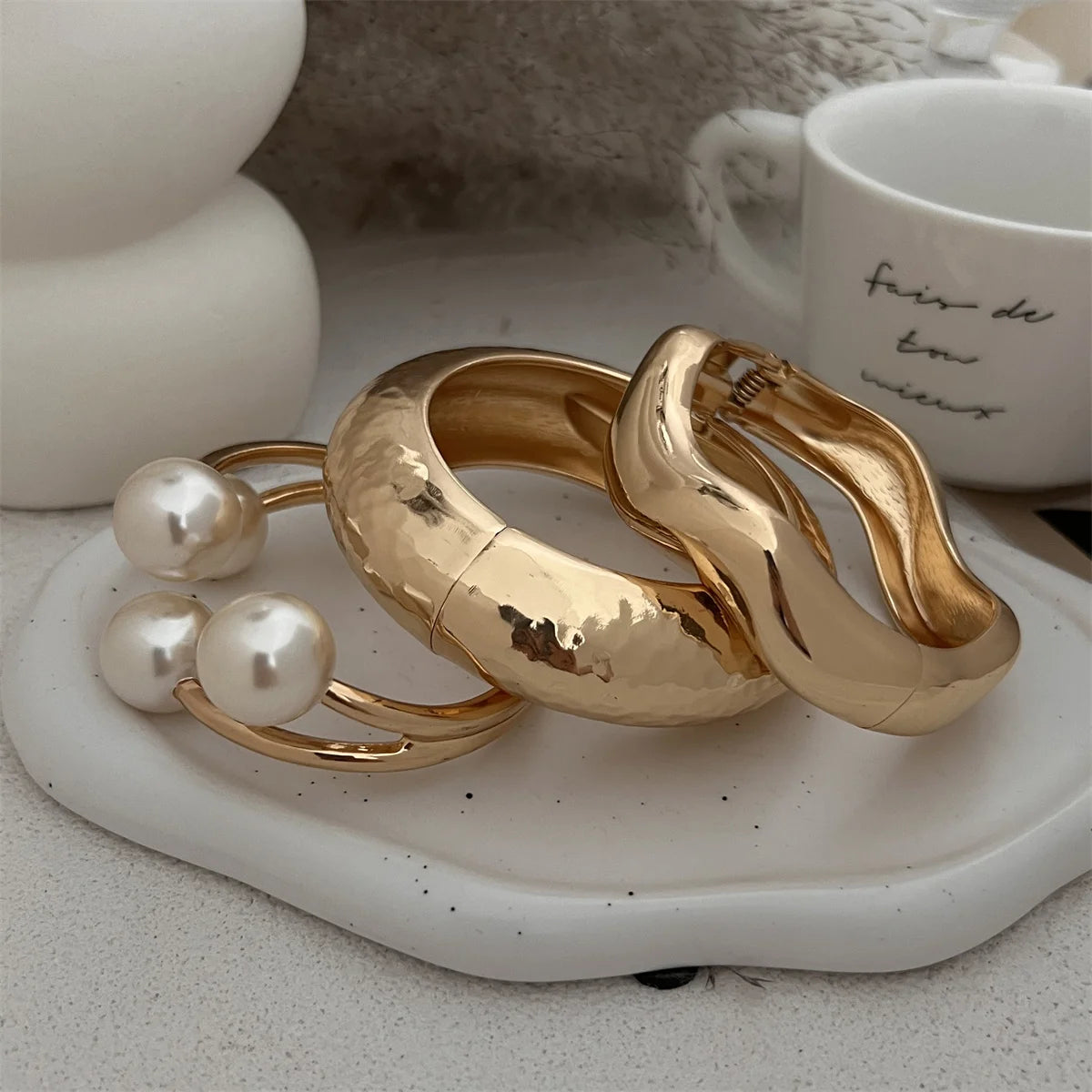 Ingemark Chunky Pearl Cuff Bracelet – Punk Heavy Metal Steampunk Bangle for Women & Men 2025