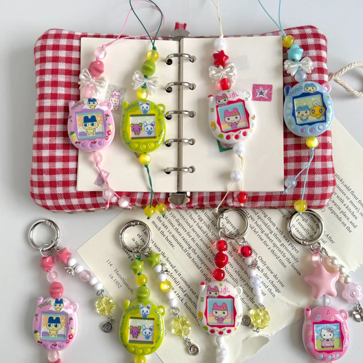Tamagotchi Phone Strap - Y2K Retro Digital Pet Beaded Keychain Charm for Girls