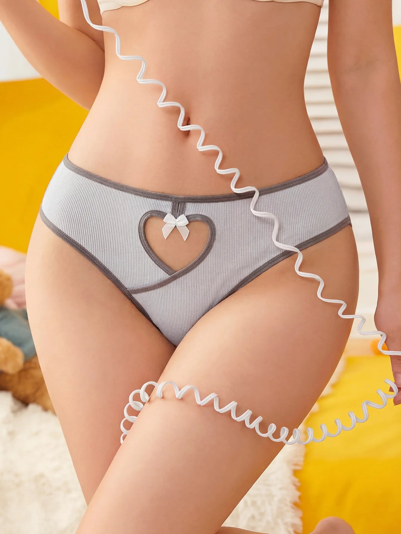 Low Waist Ribbed Women’s Underwear - Breathable Color-Matching Hip Lift Bow Briefs