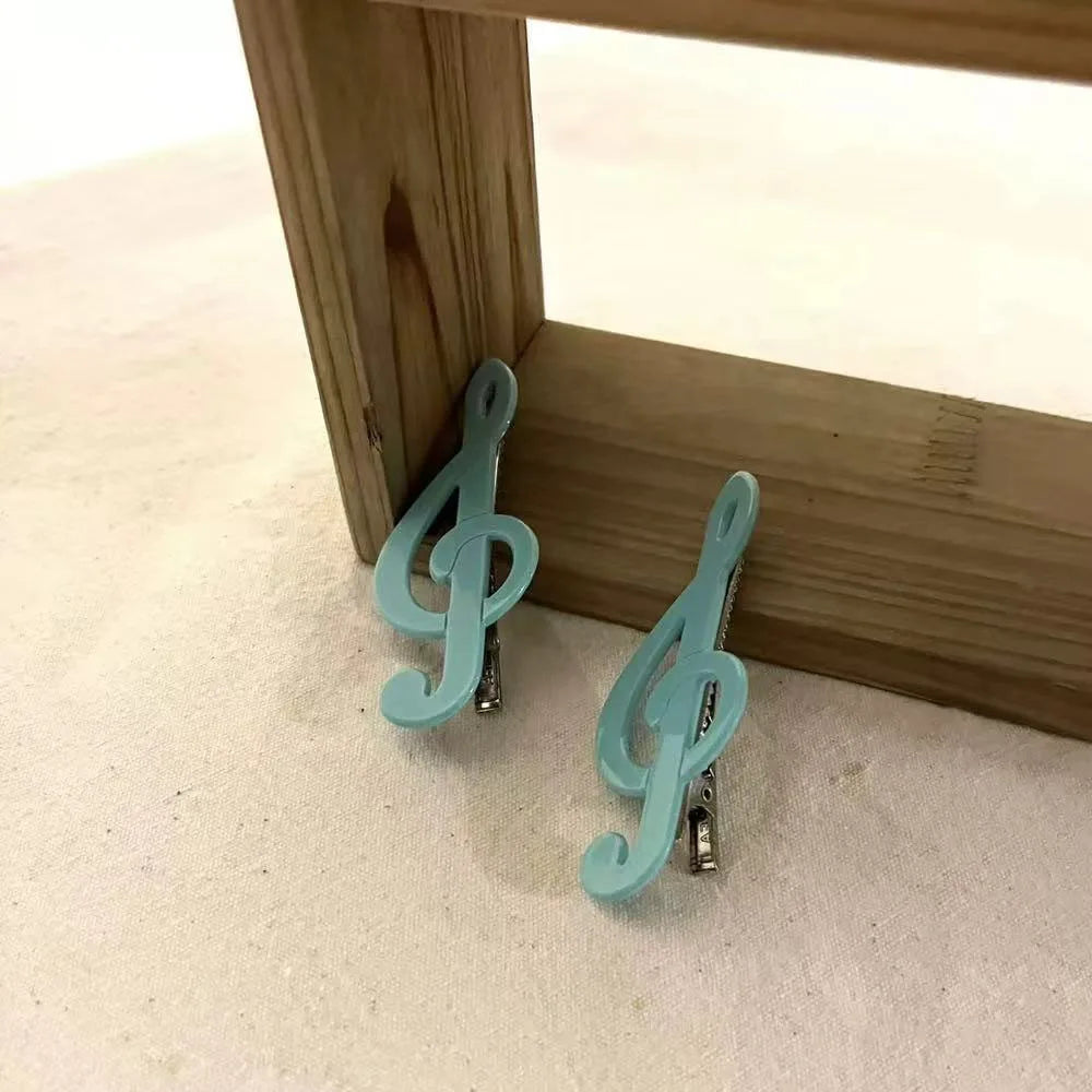 Y2K Music Symbol Hair Clip - Vintage Cute Cyan Hairpin Fashion Accessory for Trendy Hairstyles