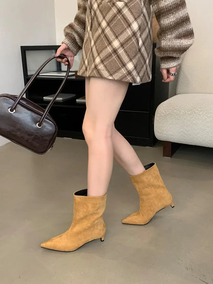 Eilyken Vintage Pointed Toe Ankle Boots – Women's Low Heel Designer Shoes for Autumn & Winter