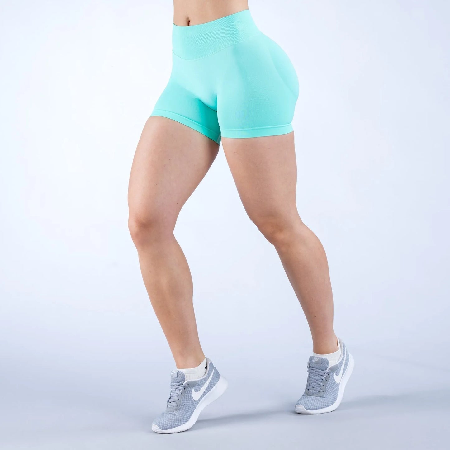 Women’s Impact Seamless Yoga Shorts — Scrunch Bum Low Waist Butt-Lifting Gym & Running Workout Leggings