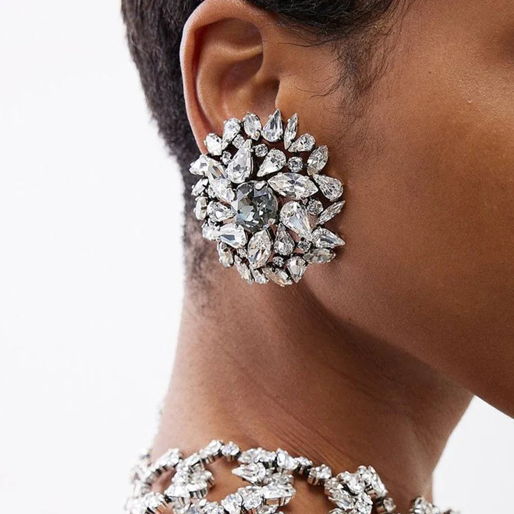 Fashion Round Clip Earrings – Geometric Bling Wedding Jewelry for Women, Rhinestone Clip-On Earrings, No Piercing Christmas Gift