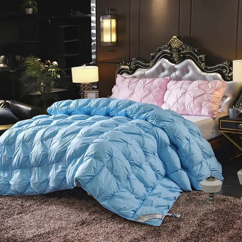Goose Down Soft Duvet – Luxury Bedding Comforter, King, Queen & Twin Size, Super Warm Bread Shape Quilt