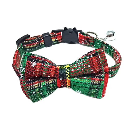 Pet Breakaway Cat Collar with Bow Tie & Bell – Cute Plaid Christmas Red Adjustable Collar for Cats