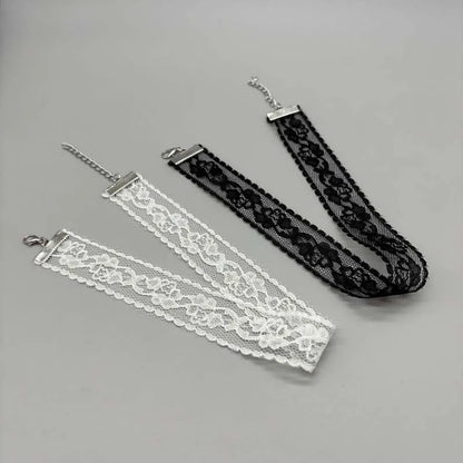 Short Lace Choker Necklace - Black & White Romantic Fashion Jewelry for Women & Girls, Party Gift Accessory