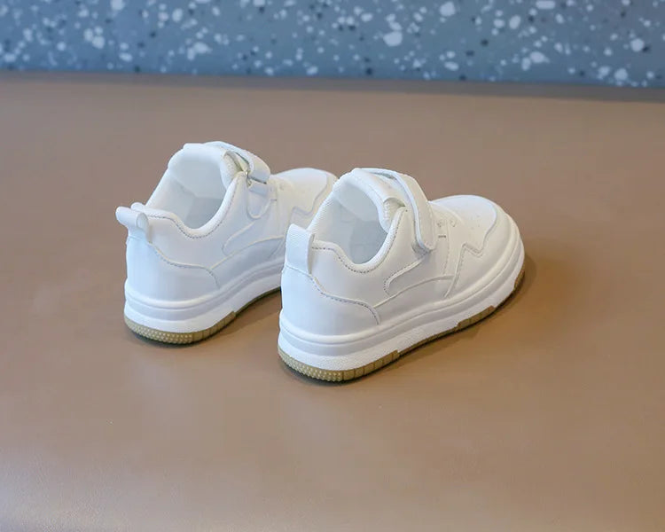 Children’s White Sports Shoes — Spring & Autumn Lightweight Anti-Slip Sneakers, Boys Soft Sole Casual Board Shoes