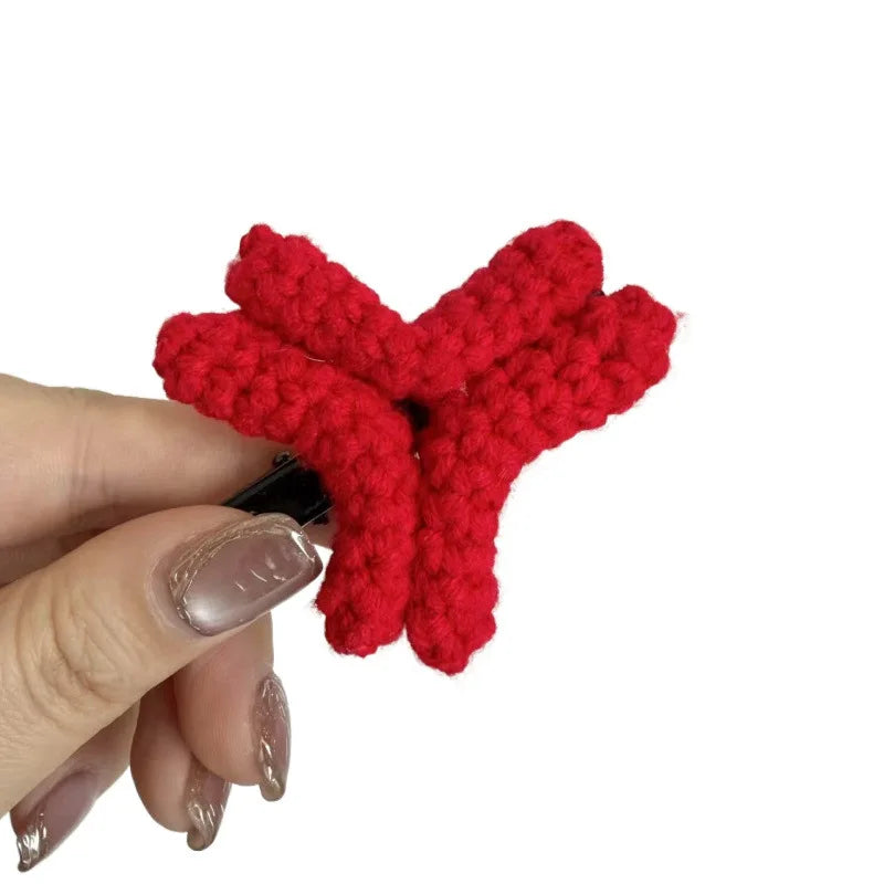 Angry Duck Hair Clip - Novelty Crochet Yarn Duckbill Side Clip for Fun Hairstyles