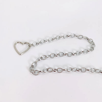 Women's Luxury Heart-Shaped Metal Waist Chain Belt – Y2K Goth Punk Accessory for Jeans & Dresses