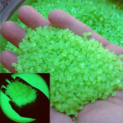 1000-Piece Glow-in-the-Dark Pebbles (3–5mm) – Luminous Sand Stones for Garden Paths, Lawn, Home Décor, and Aquariums