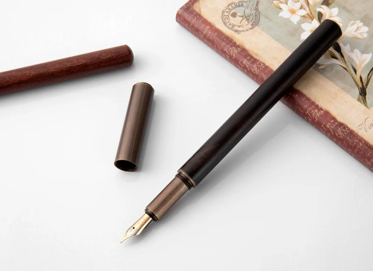 Luxury Retro Wood & Bronze Fountain Pen – 0.5mm Calligraphy Ink Pen for Office, Business & Gift Stationery